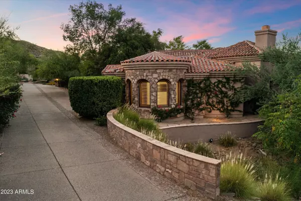 Paradise Valley, AZ 85253,8150 N Ridgeview Drive