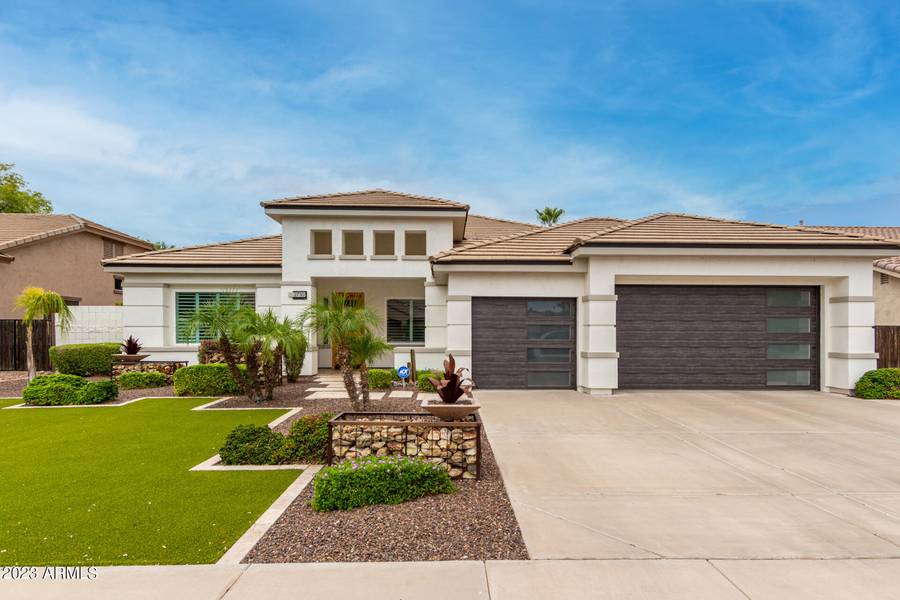 2730 S HONEYSUCKLE Lane, Gilbert, AZ 85295