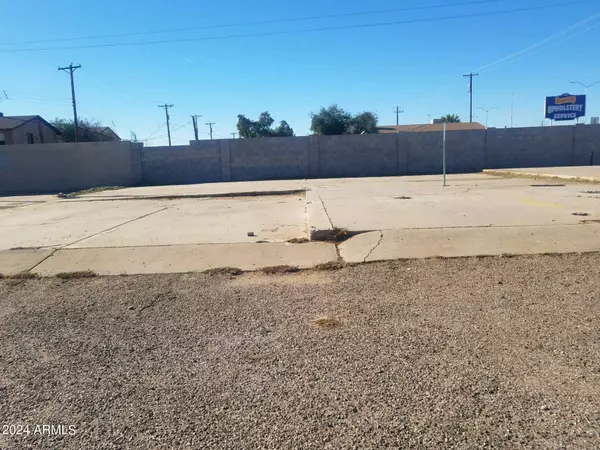 Mesa, AZ 85205,6453 E MAIN Street #1