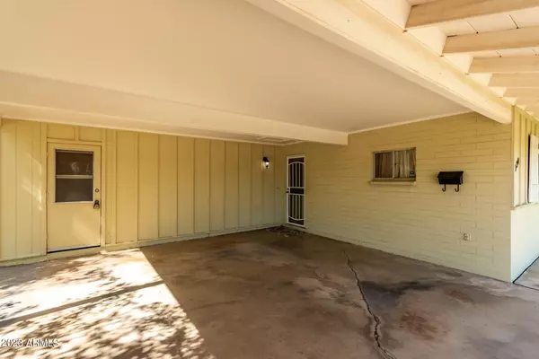 Phoenix, AZ 85014,1330 E MULBERRY Street