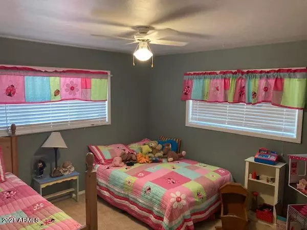 Mesa, AZ 85203,866 E 8TH Street