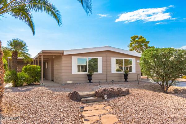 25607 S ILLINOIS Avenue, Sun Lakes, AZ 85248