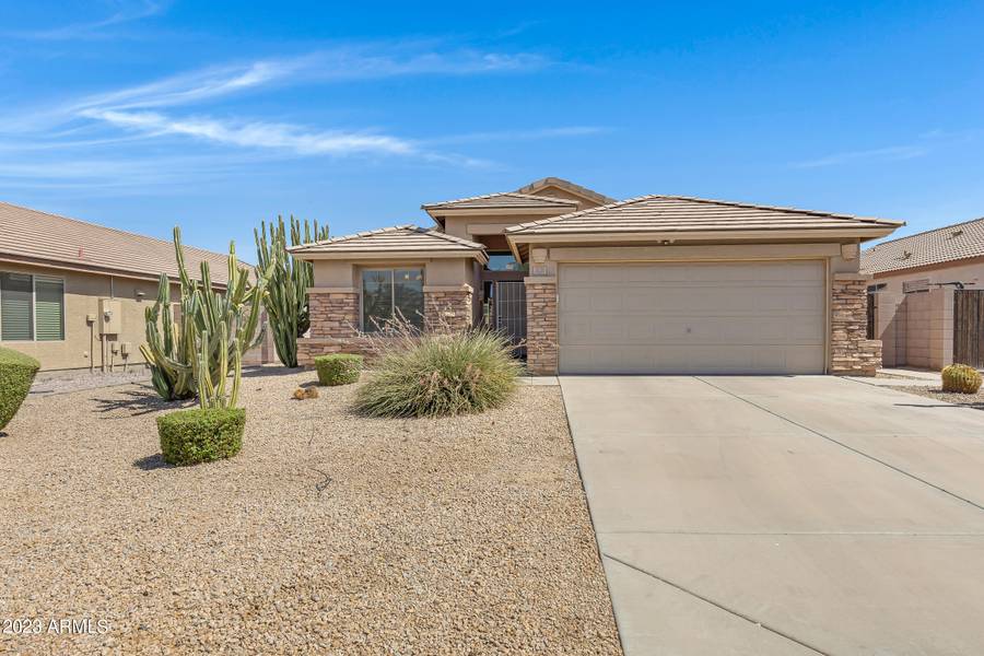 3020 E CHERRY HILLS Place, Chandler, AZ 85249