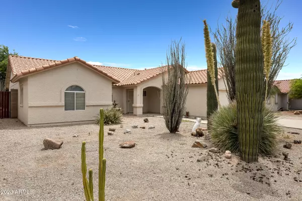 1379 W 14TH Avenue, Apache Junction, AZ 85120