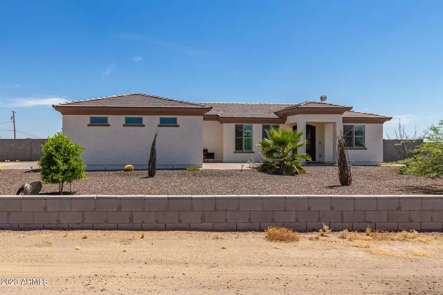 20709 W MADRE DEL ORO Drive, Wittmann, AZ 85361