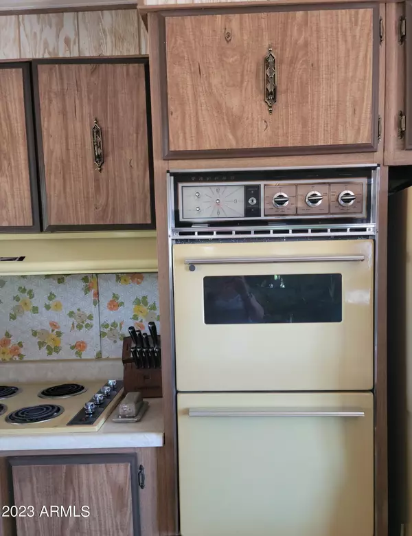 Peeples Valley, AZ 86332,18388 S WEAVER MOUNTAIN Road