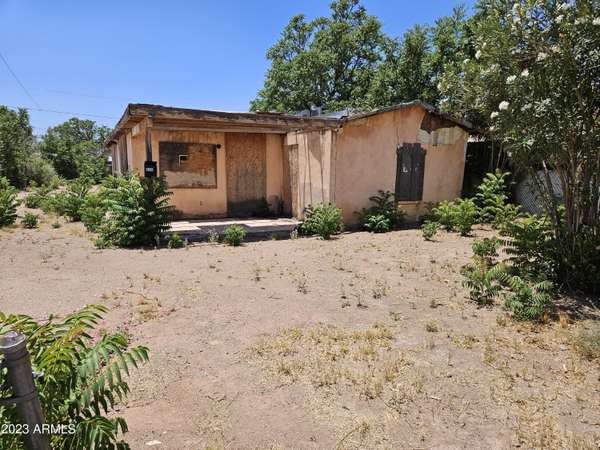 325 E 8th Street, Douglas, AZ 85607