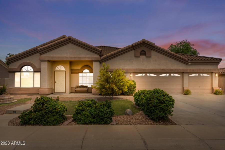 2123 S Red Rock Court, Gilbert, AZ 85295