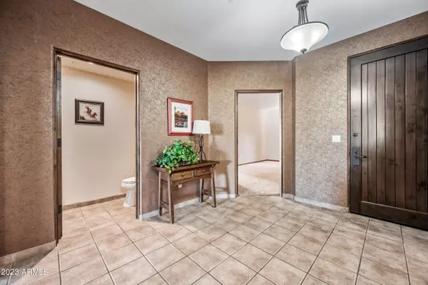Carefree, AZ 85377,36601 N Mule Train Road #15B