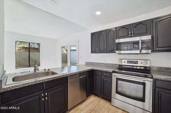 Glendale, AZ 85302,5021 W PUGET Avenue