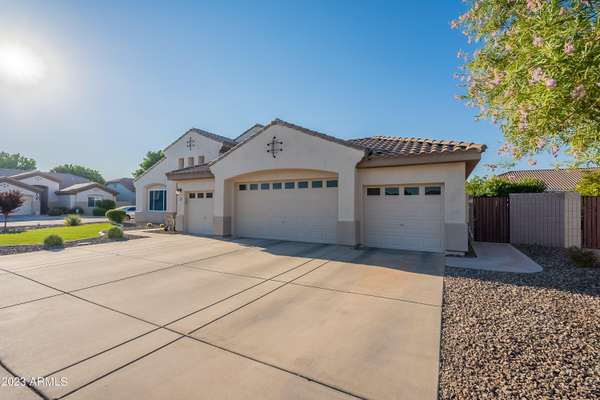 Peoria, AZ 85383,8108 W SANDS Drive