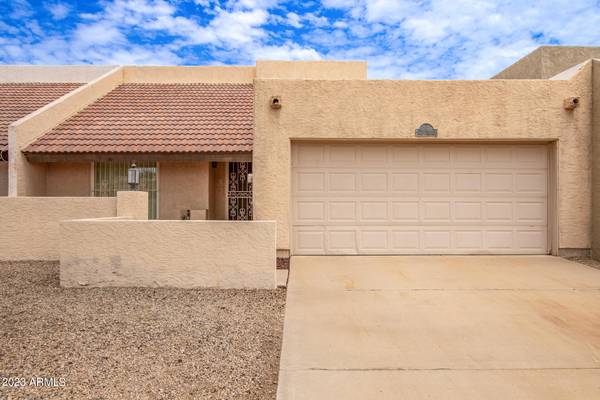 232 W CARDENO Circle, Litchfield Park, AZ 85340