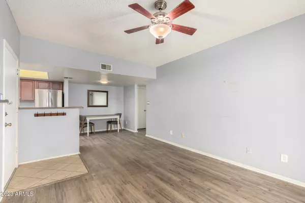 Glendale, AZ 85304,5757 W EUGIE Avenue #2056