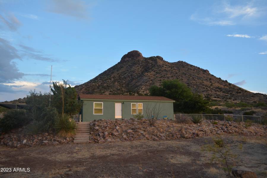 4323 E COLLEGE PEAK Road, Douglas, AZ 85607