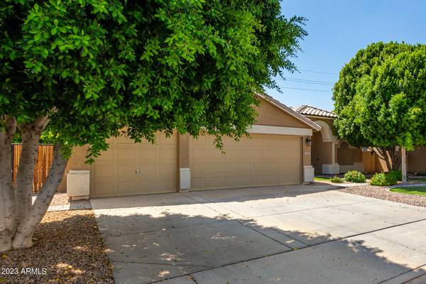 Gilbert, AZ 85233,1278 N SADDLE Court