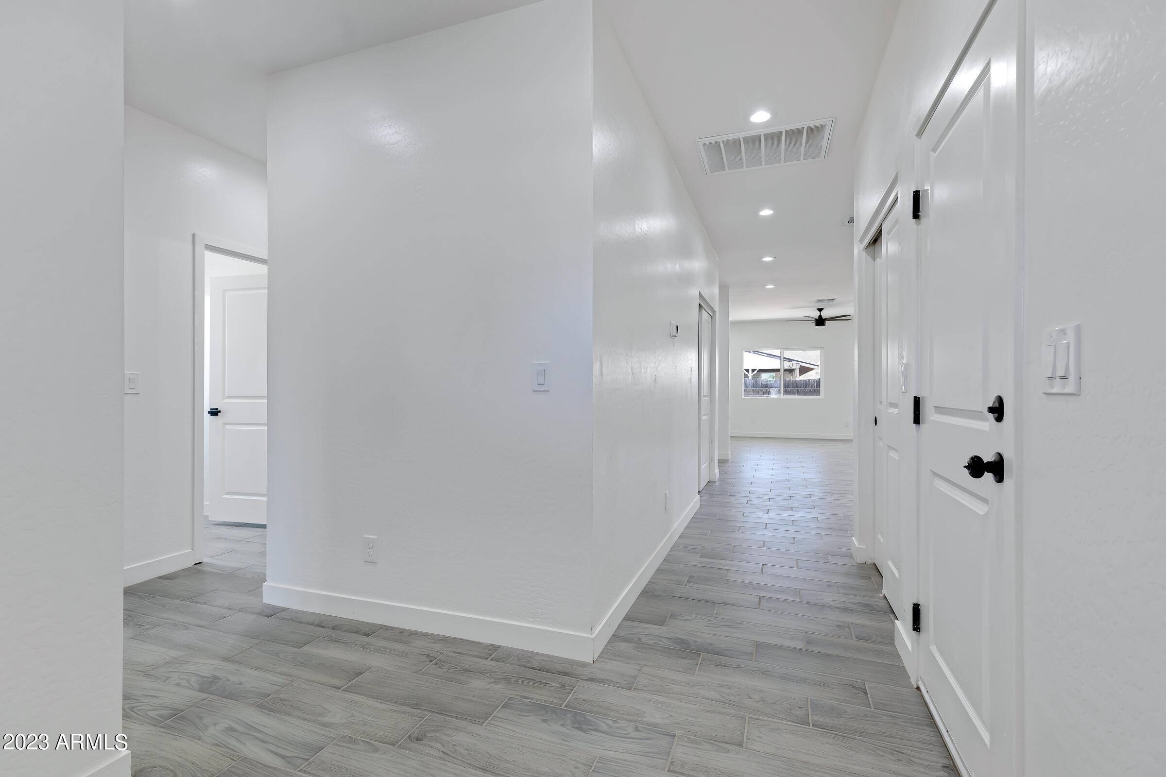 Phoenix, AZ 85041,1019 W BUIST Avenue