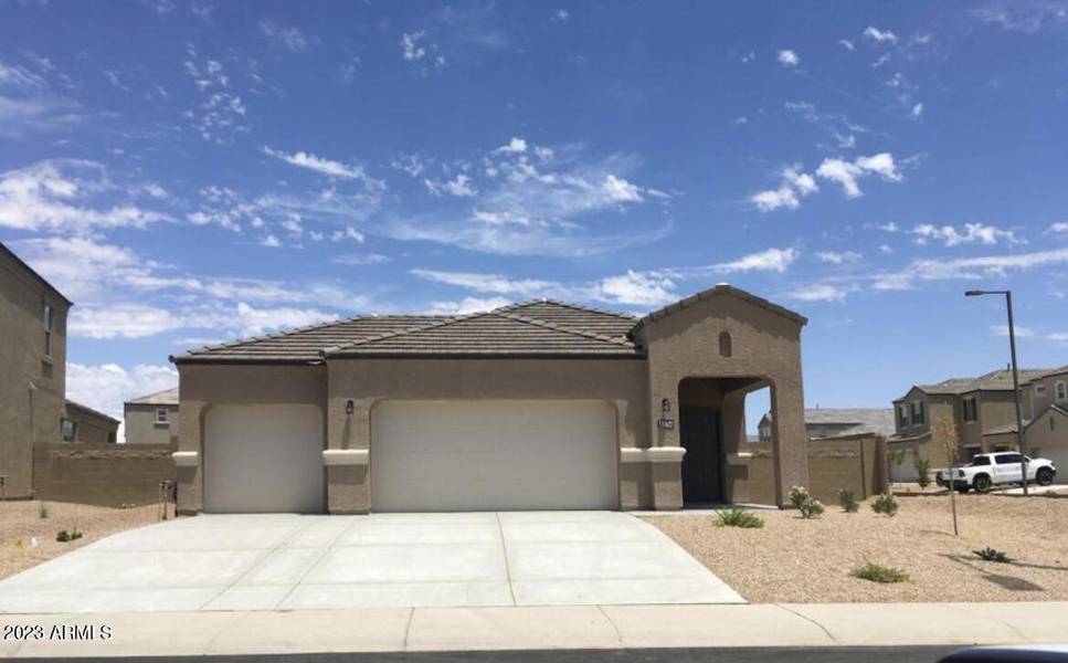 30622 W PICADILLY Court, Buckeye, AZ 85396