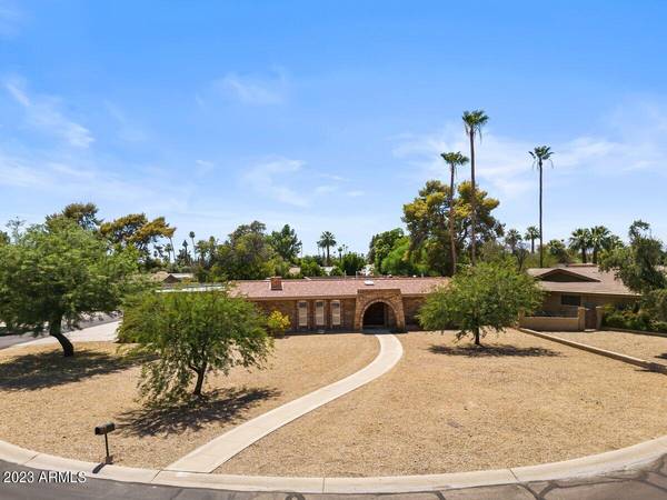 Litchfield Park, AZ 85340,677 E FAIRWAY Drive