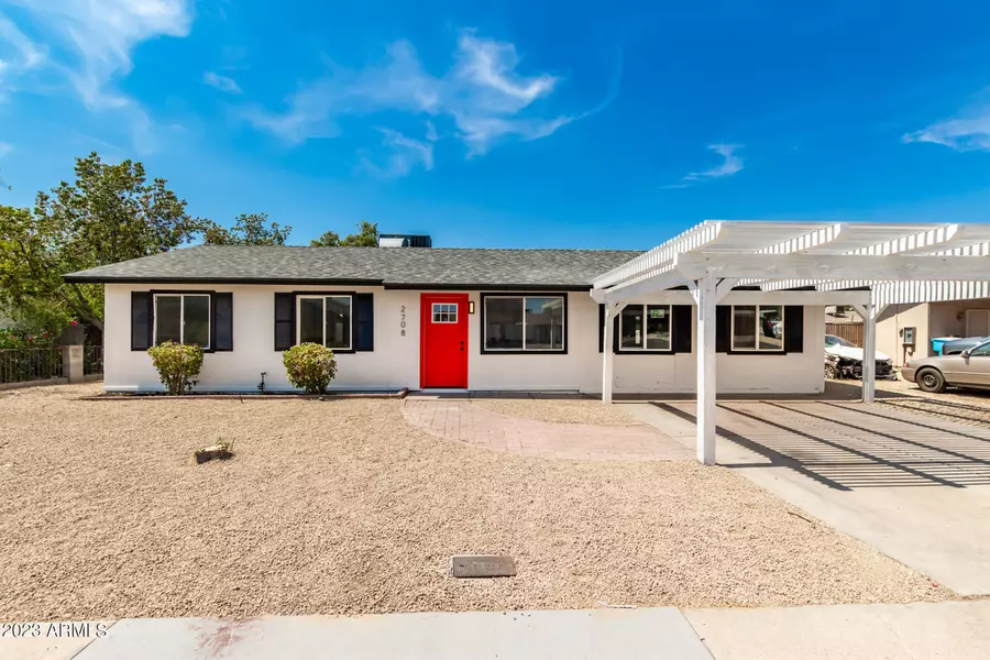 2708 E LIBBY Street, Phoenix, AZ 85032