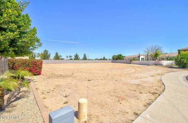 Chandler, AZ 85249,950 E KAIBAB Place #2