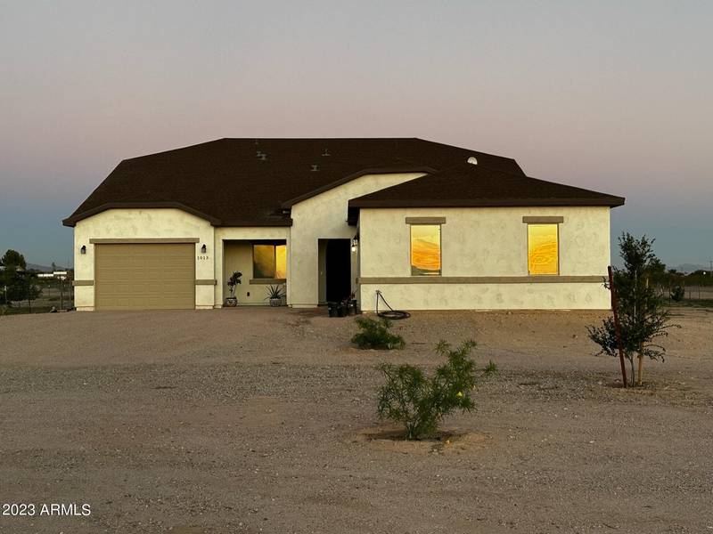 1013 S 341ST Drive, Tonopah, AZ 85354