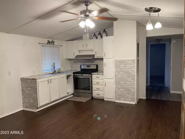 Peoria, AZ 85345,7810 W Peoria Avenue #106