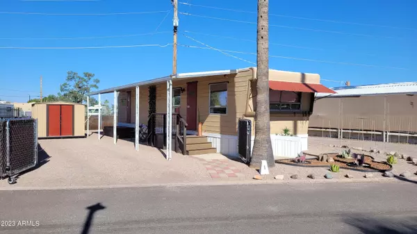 Apache Junction, AZ 85120,2810 W 4th Ave Avenue