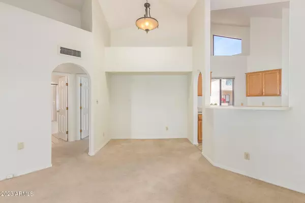 Paradise Valley, AZ 85253,10301 N 70TH Street #241