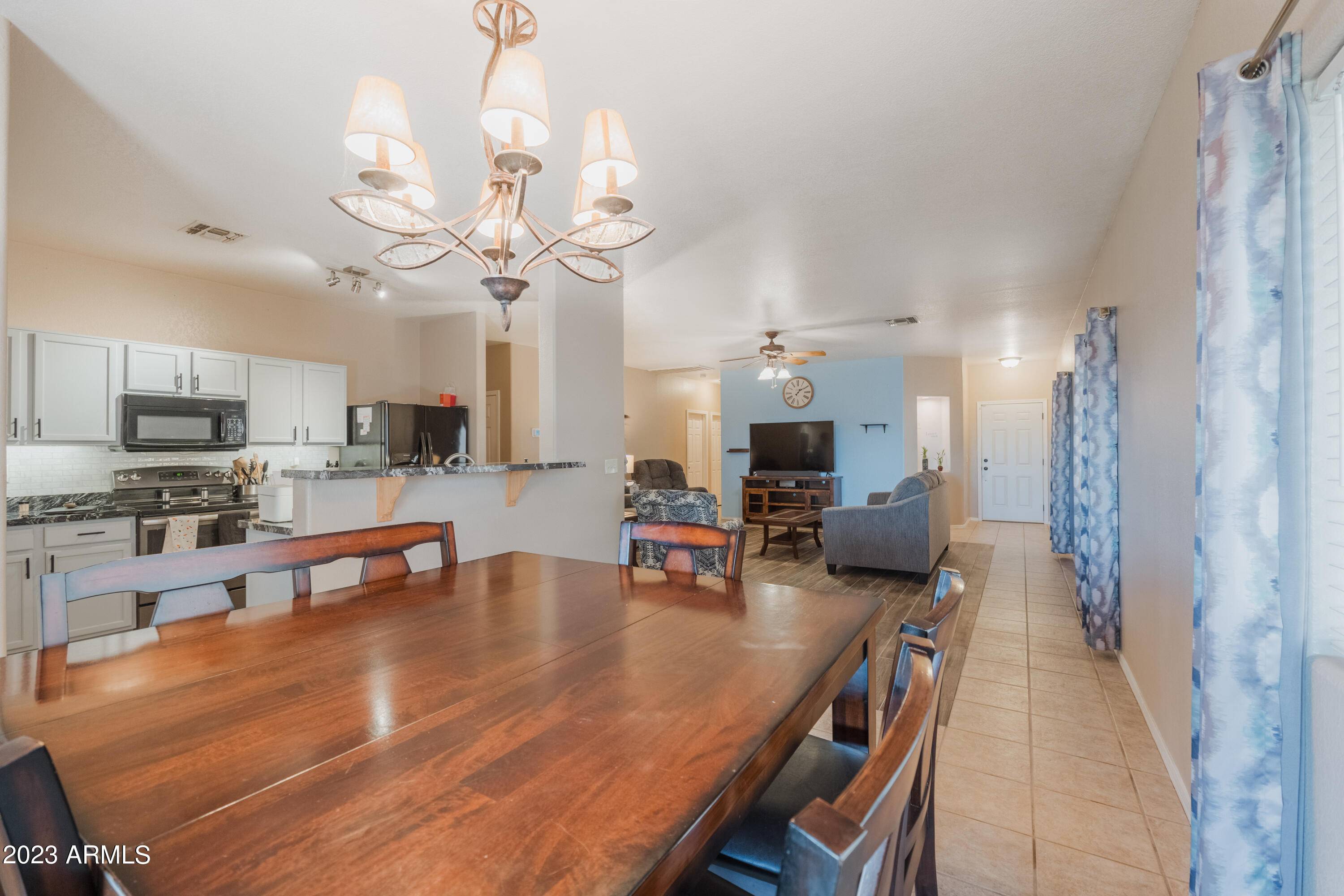 Casa Grande, AZ 85122,1442 E AVENIDA ISABELA --