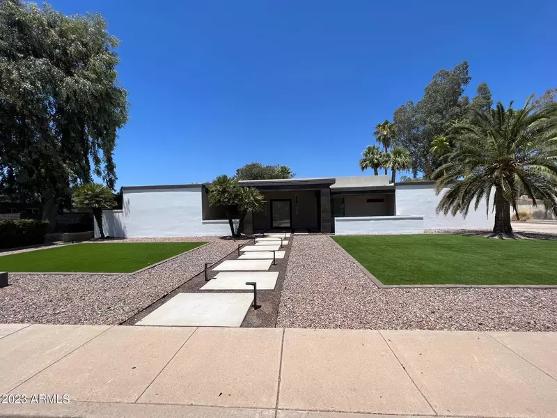 502 W GLENEAGLES Drive, Phoenix, AZ 85023