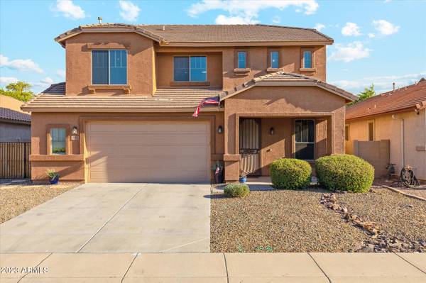 533 E HARVEST Road, San Tan Valley, AZ 85140