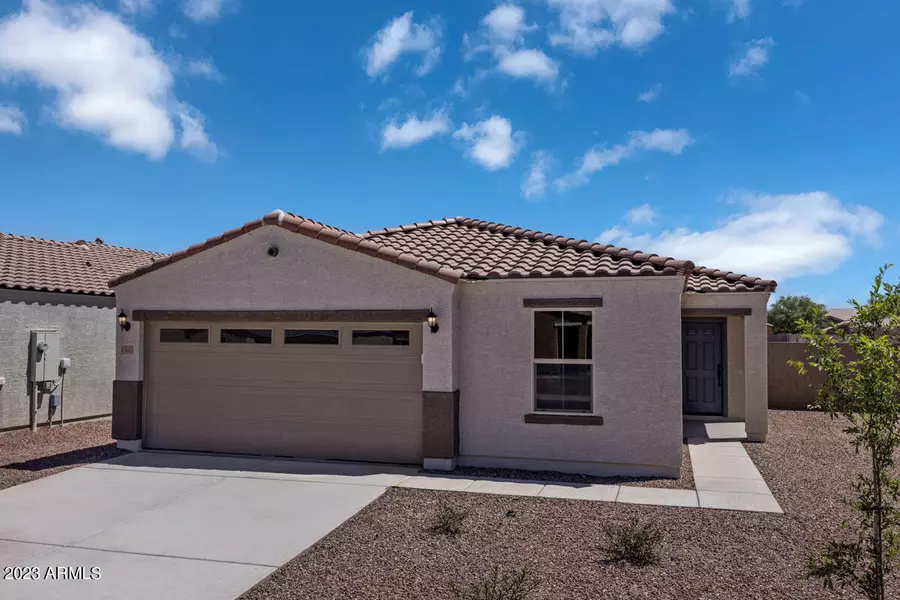 1633 W PINKLEY Court, Coolidge, AZ 85128