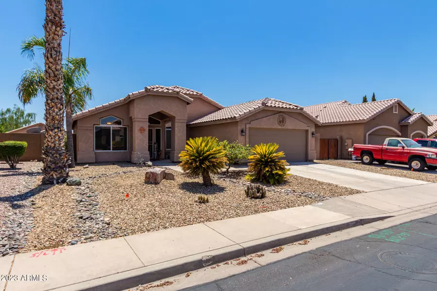 10655 E EL MORO Avenue, Mesa, AZ 85208