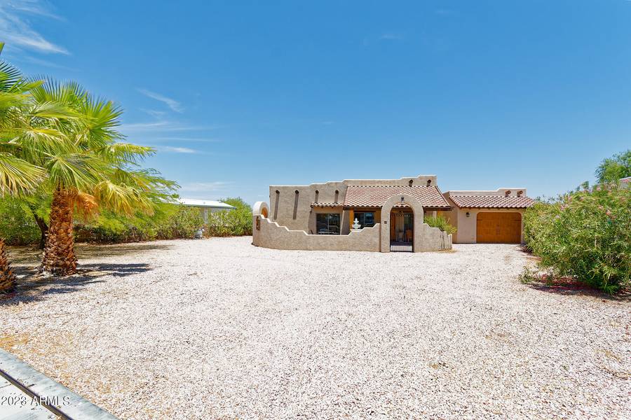 49725 RAINBOW Avenue, Quartzsite, AZ 85346