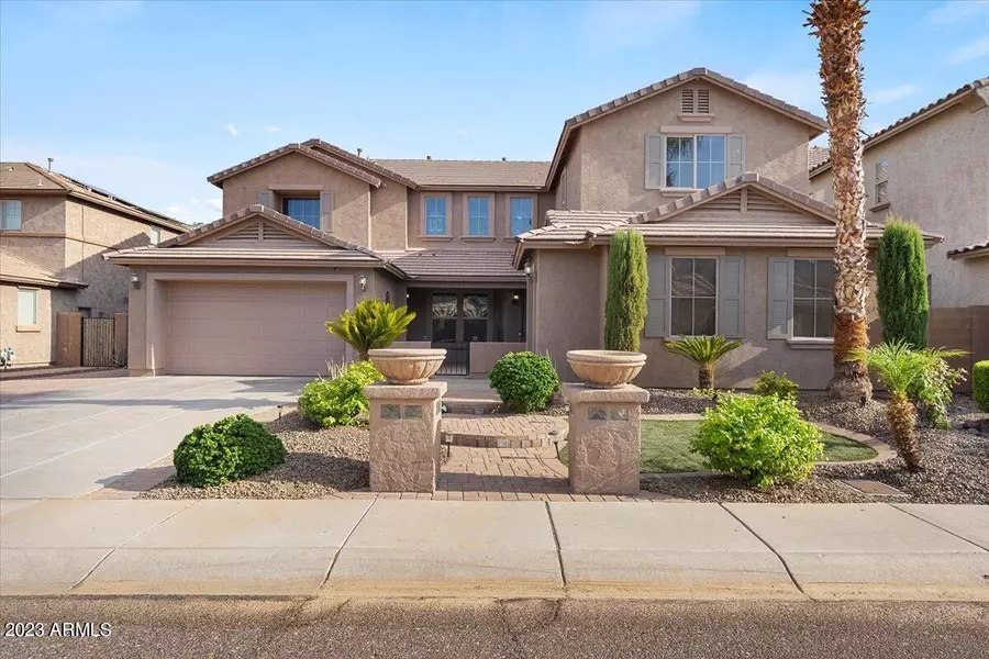 5541 W MOLLY Lane, Phoenix, AZ 85083