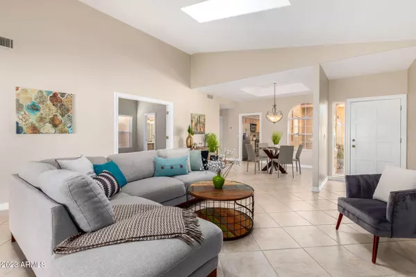 Scottsdale, AZ 85254,6327 E CLAIRE Drive