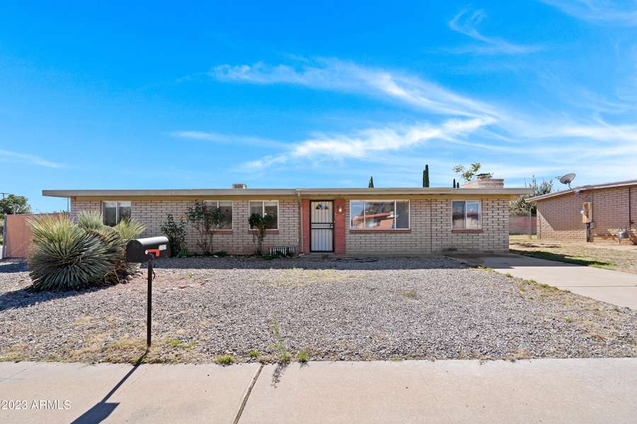 2324 SANTA RITA Drive, Sierra Vista, AZ 85635