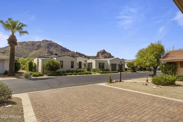 Paradise Valley, AZ 85253,5635 E LINCOLN Drive #36