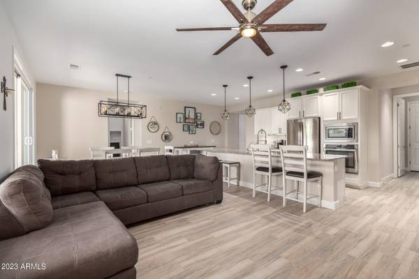 Litchfield Park, AZ 85340,14551 W PASADENA Avenue