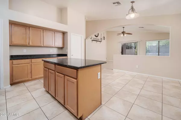 Glendale, AZ 85302,8020 N 56TH Lane
