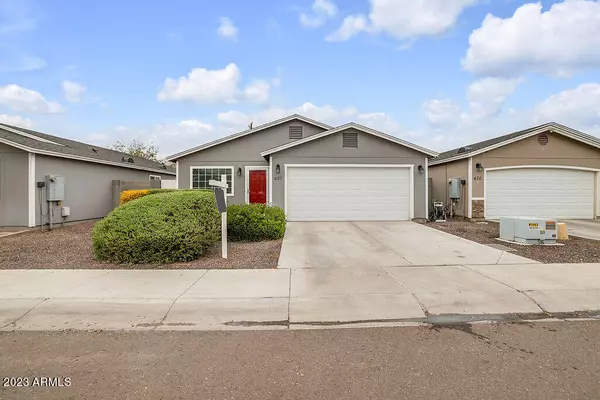 426 N 63RD Lane, Phoenix, AZ 85043