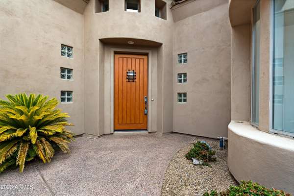 Scottsdale, AZ 85254,15240 N CLUBGATE Drive #121