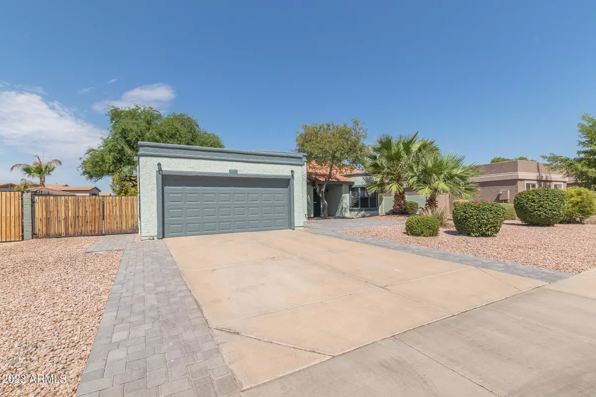 Chandler, AZ 85225,404 S VELERO Street