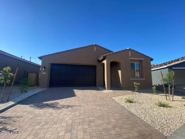 10847 W PARKWAY Drive, Tolleson, AZ 85353