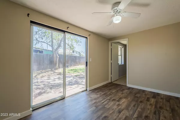 Mesa, AZ 85207,8145 E BONNELL Street