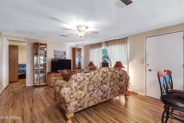 305 S Val vista Drive #265, Mesa, AZ 85206