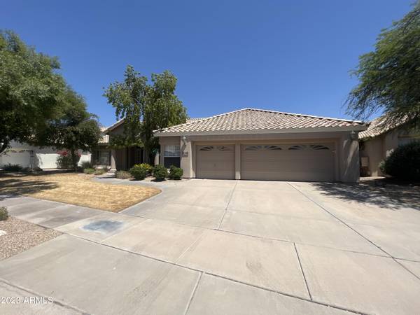 3647 E PARK Avenue, Phoenix, AZ 85044