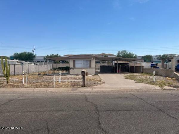 Phoenix, AZ 85042,4307 E DARROW Street