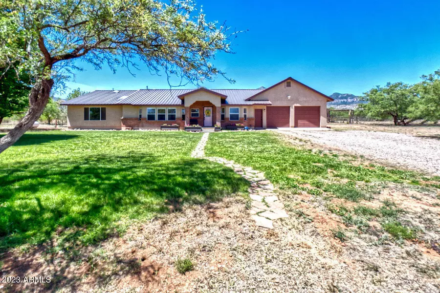 6224 E LAZY K Lane, Hereford, AZ 85615