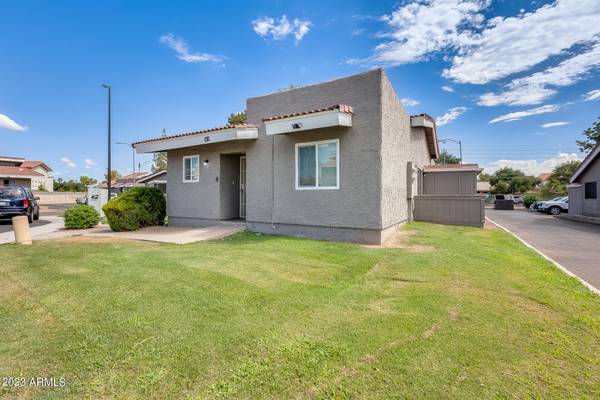 Gilbert, AZ 85234,413 E WASHINGTON Avenue #B